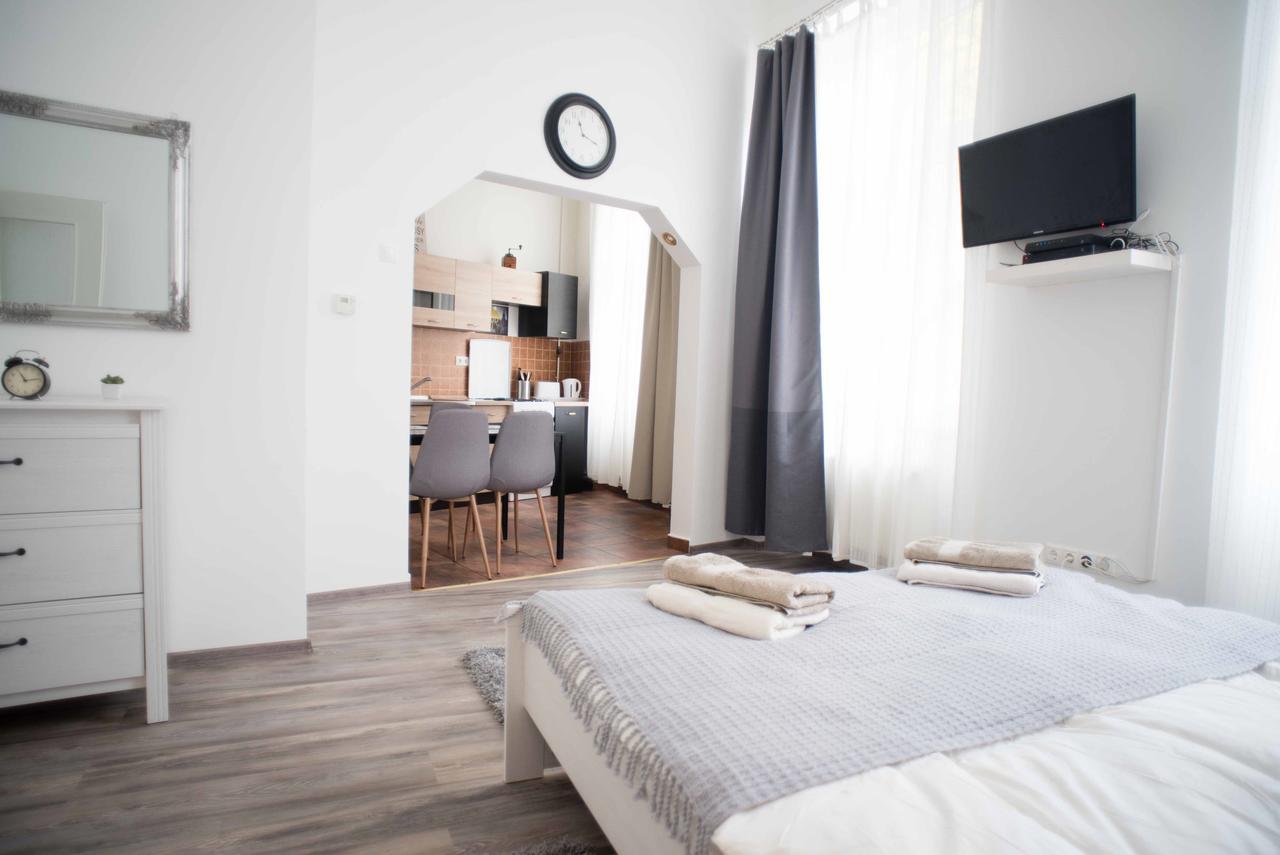 Castle Trees Apartment Budapest Kültér fotó